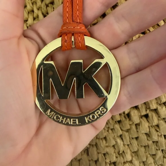 Michael Kors women’s tan straw beach shoulder tote bag with orange leather strap - Picture 2 of 13